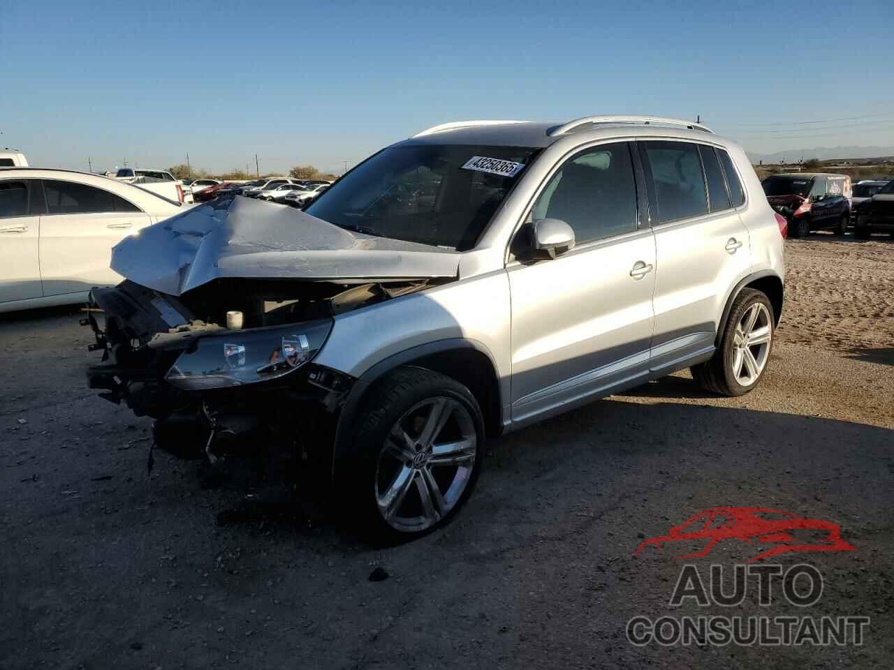VOLKSWAGEN TIGUAN 2016 - WVGAV7AXXGW610369