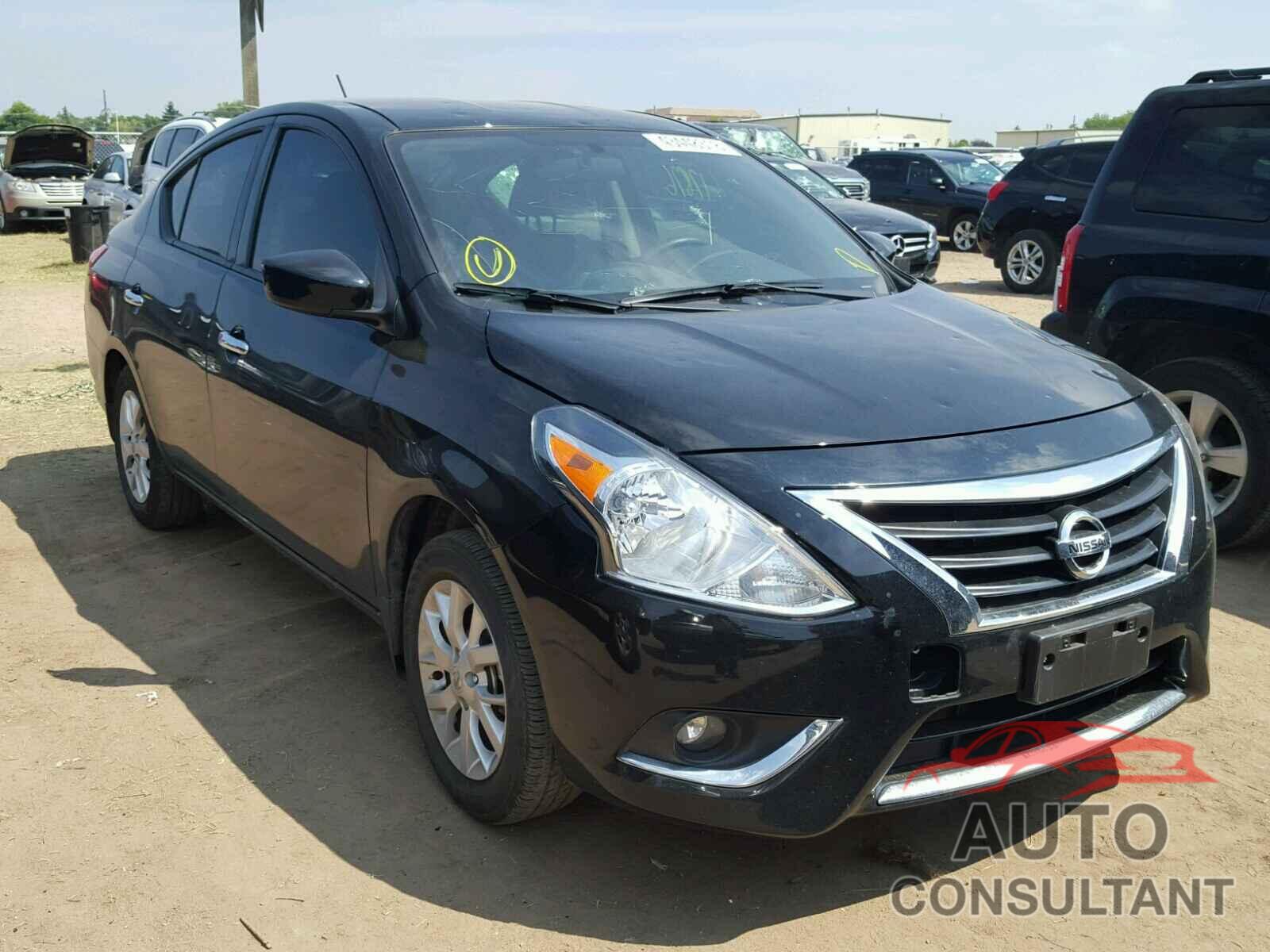 NISSAN VERSA 2017 - 3N1CN7AP4HL802670