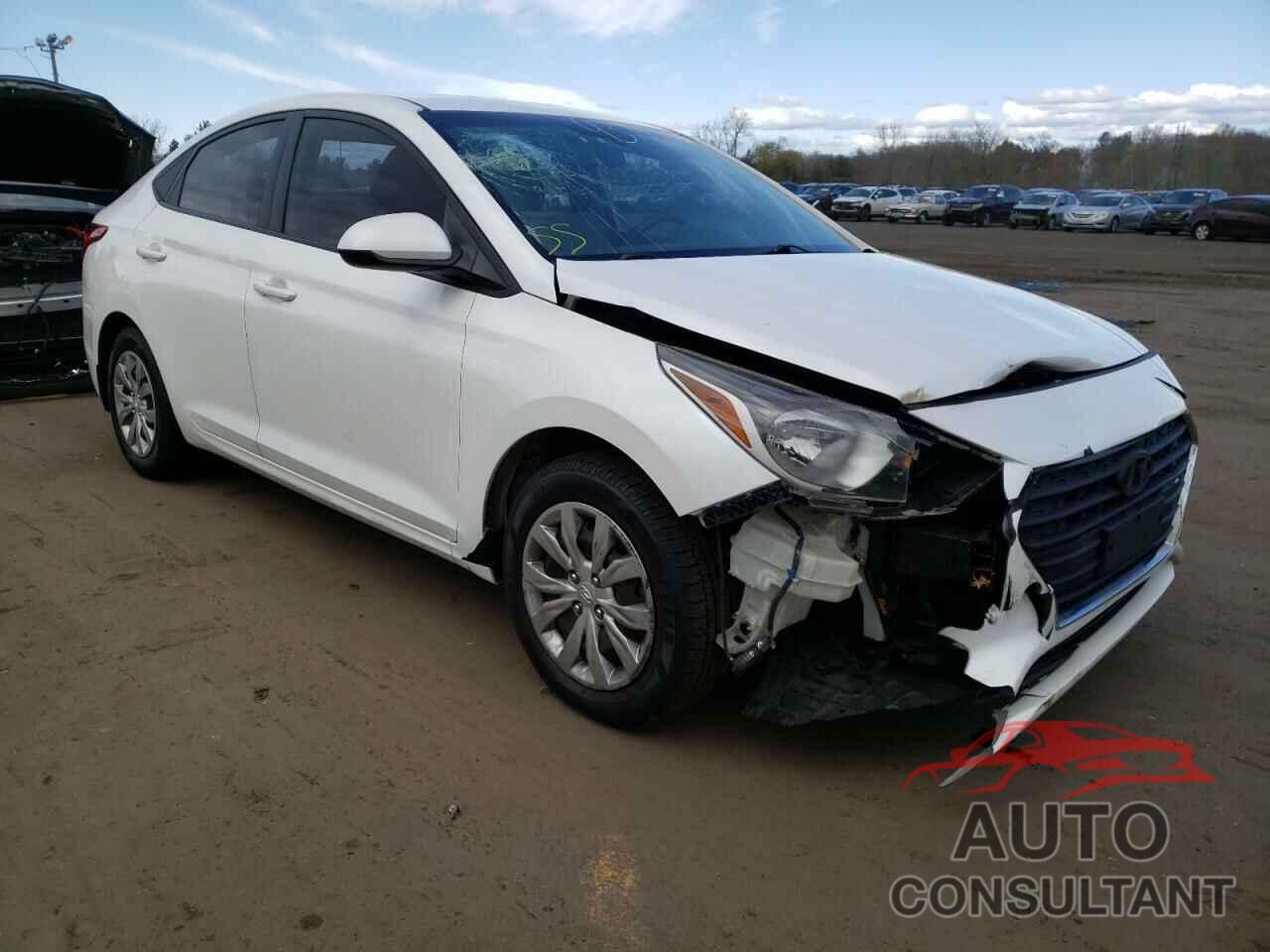 HYUNDAI ACCENT 2018 - 3KPC24A38JE032985