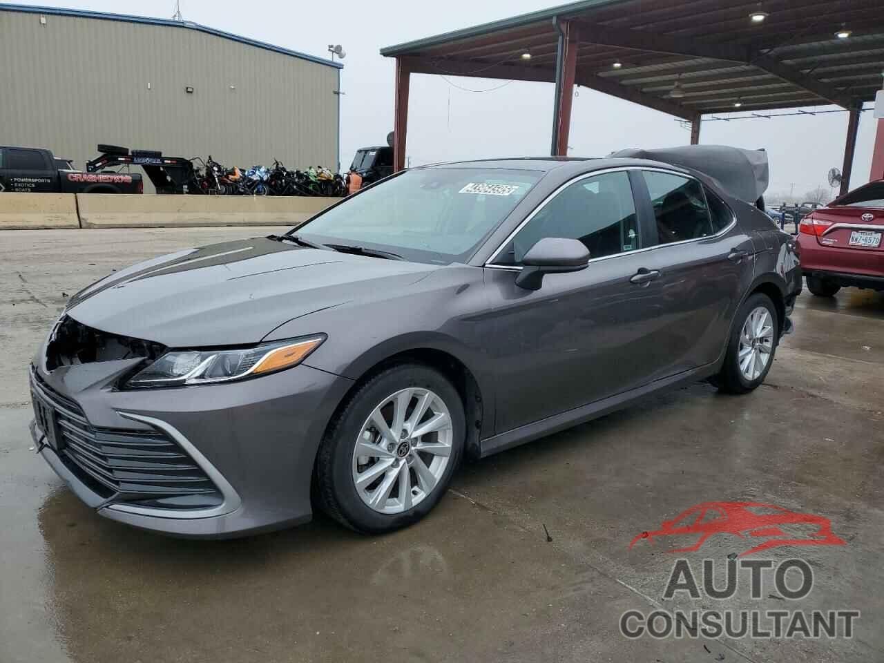 TOYOTA CAMRY 2024 - 4T1C11AK5RU884129
