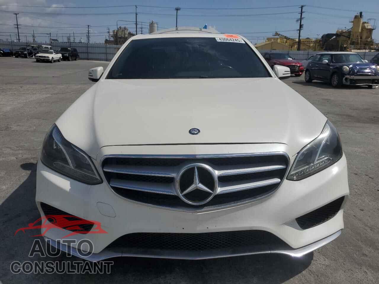 MERCEDES-BENZ E-CLASS 2014 - WDDHF5KB8EA800372