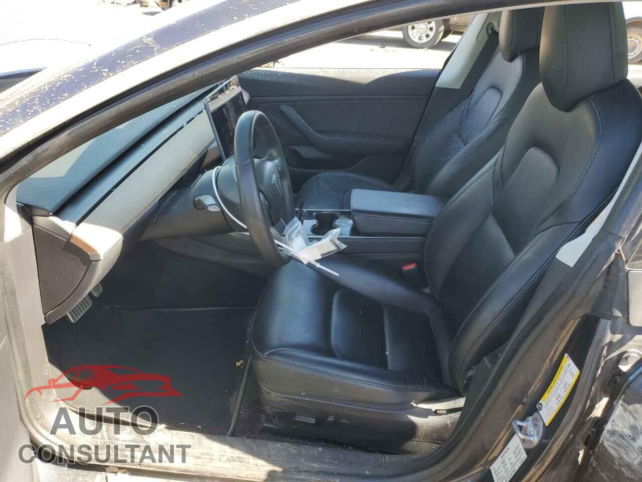TESLA MODEL 3 2020 - 5YJ3E1EB8LF628277