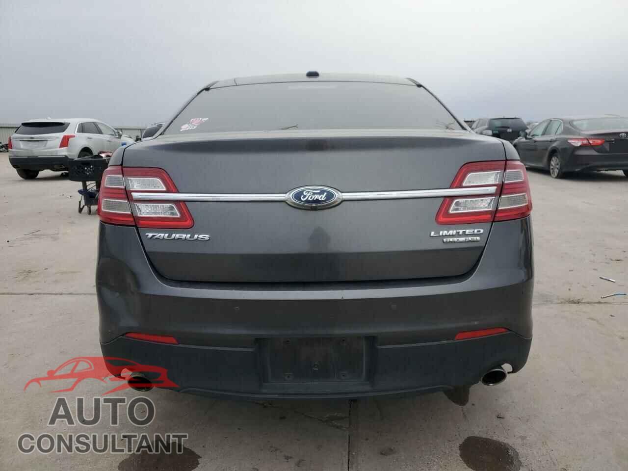 FORD TAURUS 2018 - 1FAHP2F86JG102439