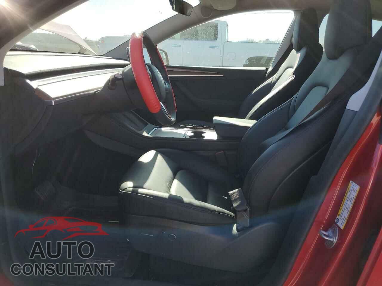 TESLA MODEL Y 2023 - 7SAYGAEE9PF780443