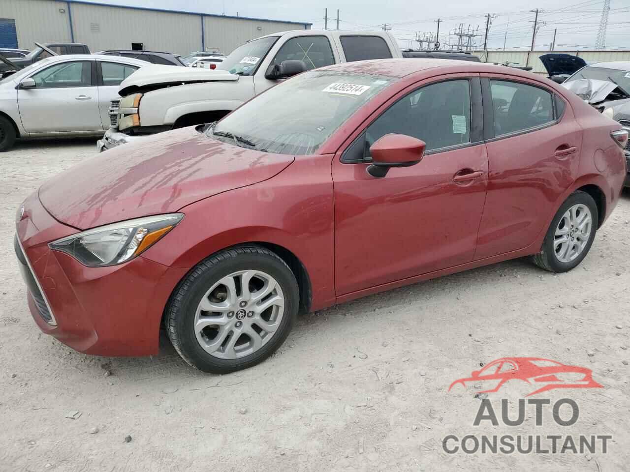 TOYOTA YARIS 2017 - 3MYDLBYV1HY190169