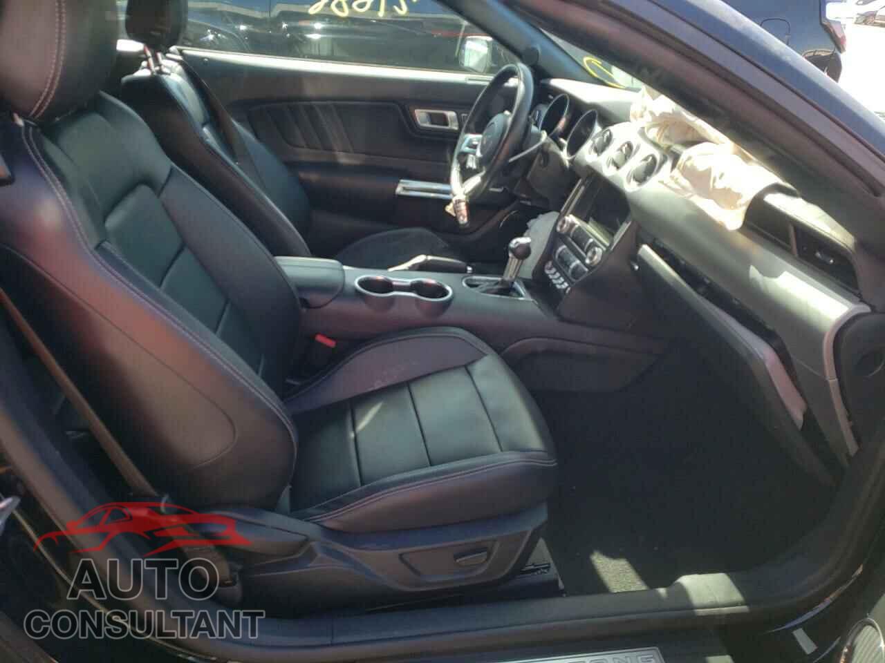 FORD MUSTANG 2021 - 1FATP8UH3M5125211