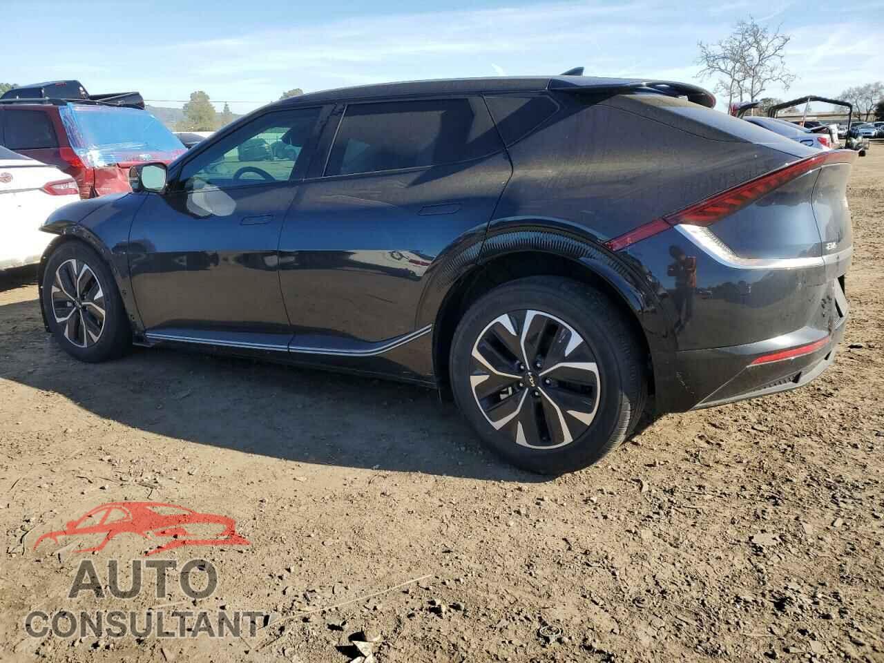 KIA EV6 LIGHT 2022 - KNDC3DLC6N5028672