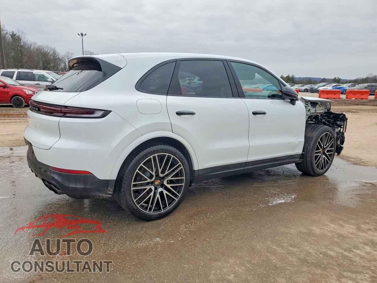 PORSCHE CAYENNE 2024 - WP1AA2AY3RDA13895