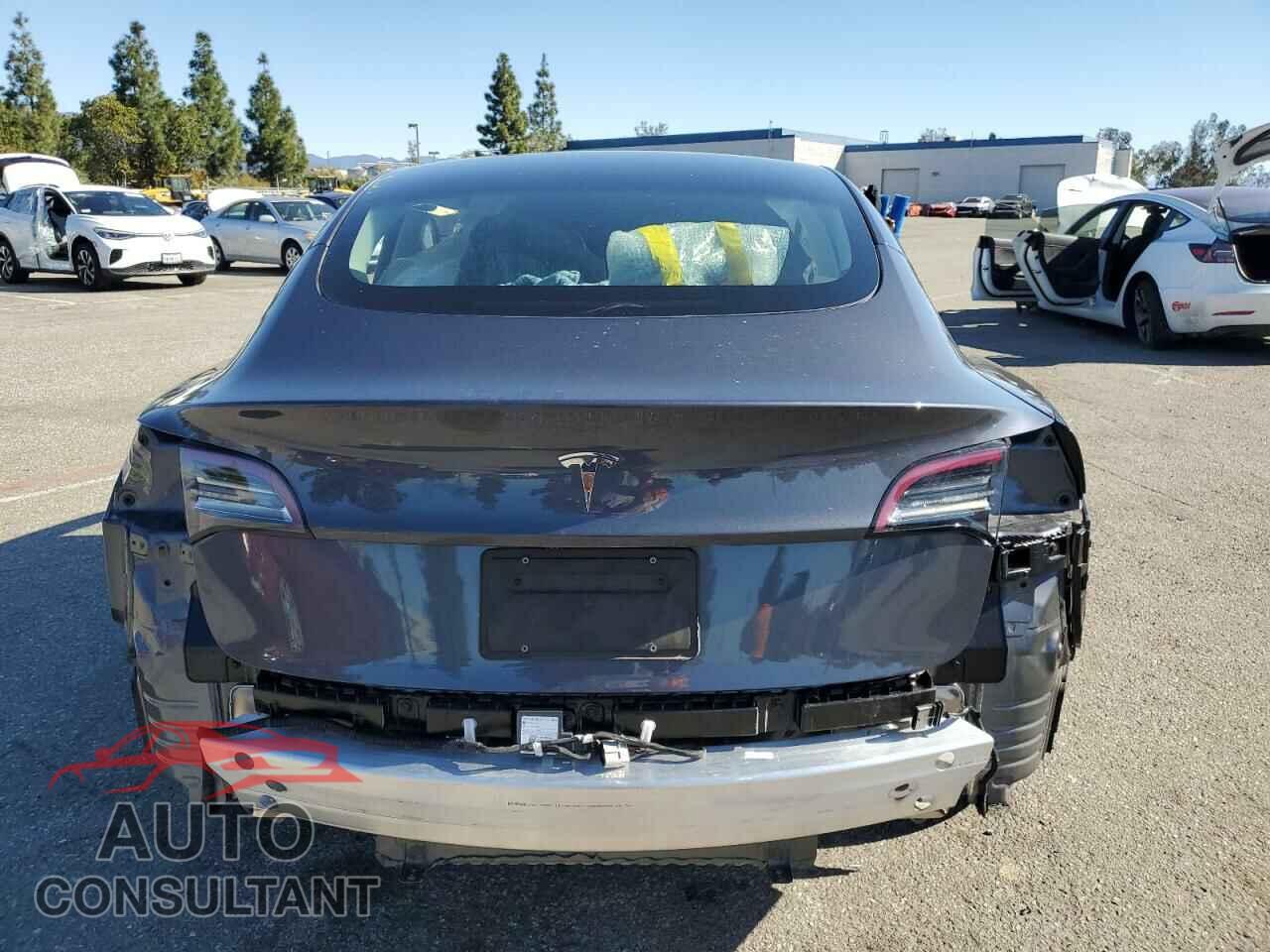 TESLA MODEL 3 2022 - 5YJ3E1EA9NF373276