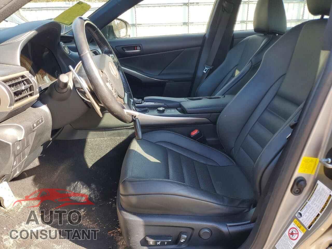 LEXUS IS 2017 - JTHCM1D25H5020843
