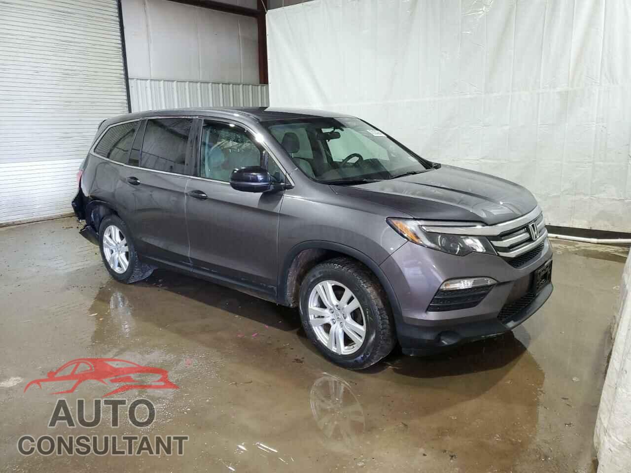 HONDA PILOT 2017 - 5FNYF6H15HB021795