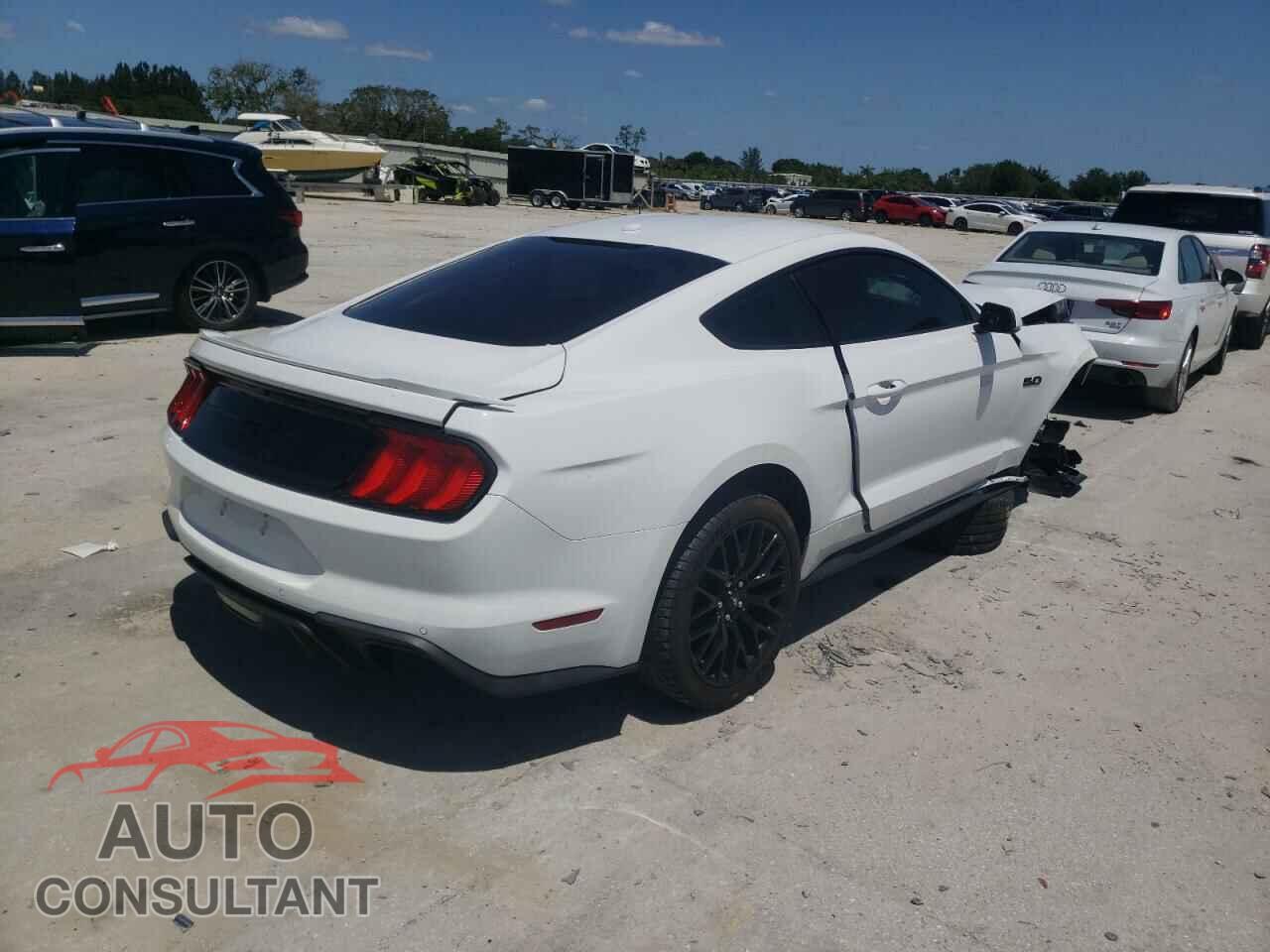 FORD MUSTANG 2019 - 1FA6P8CF2K5151664