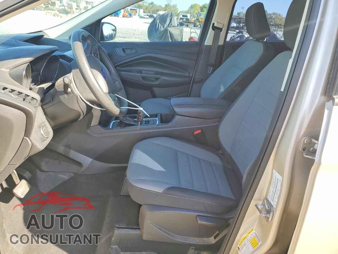 FORD ESCAPE 2018 - 1FMCU0F76JUC54954