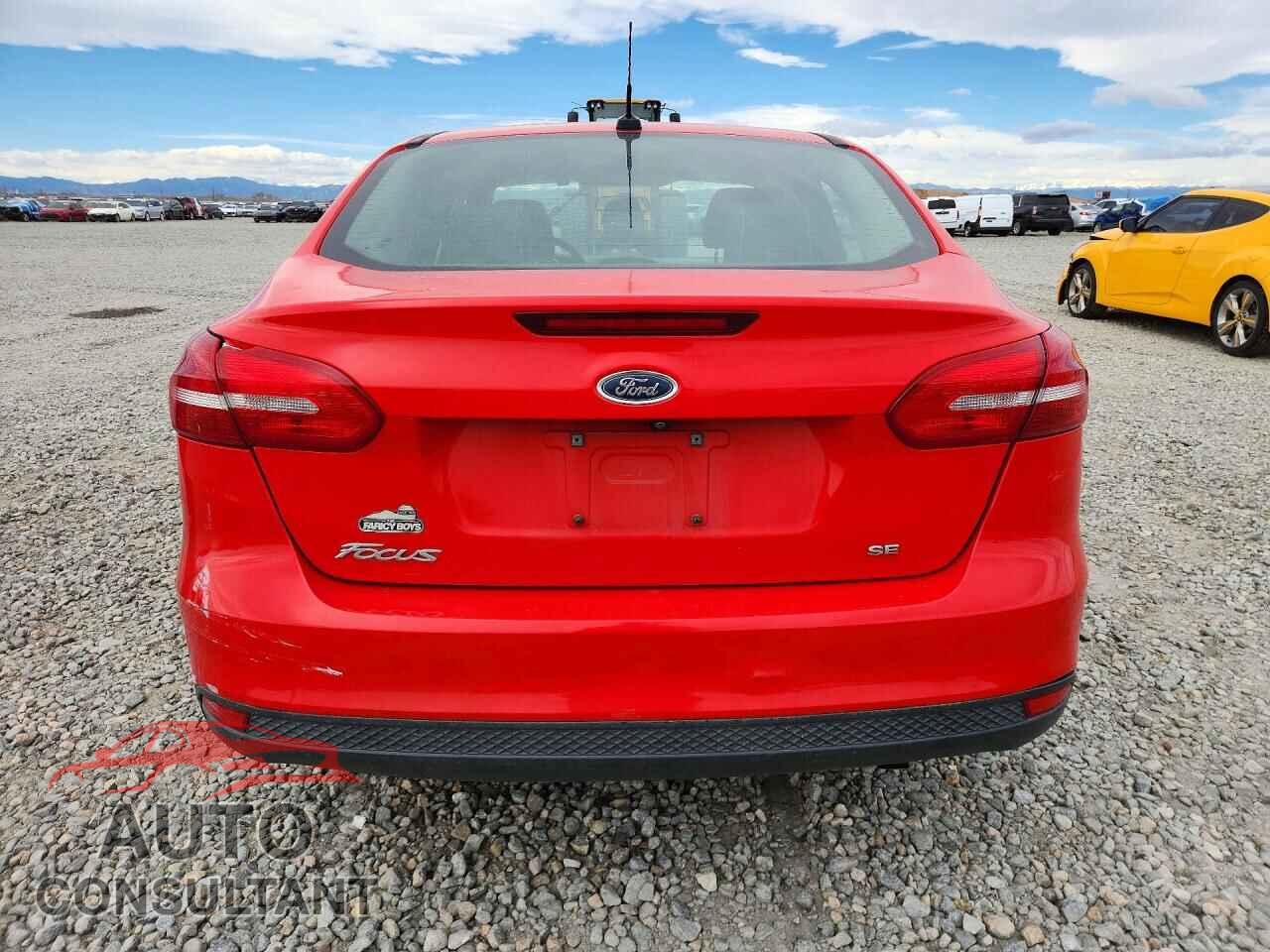 FORD FOCUS 2016 - 1FADP3F2XGL285926