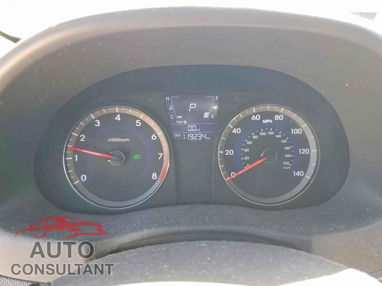 HYUNDAI ACCENT 2013 - KMHCT5AE6DU107057