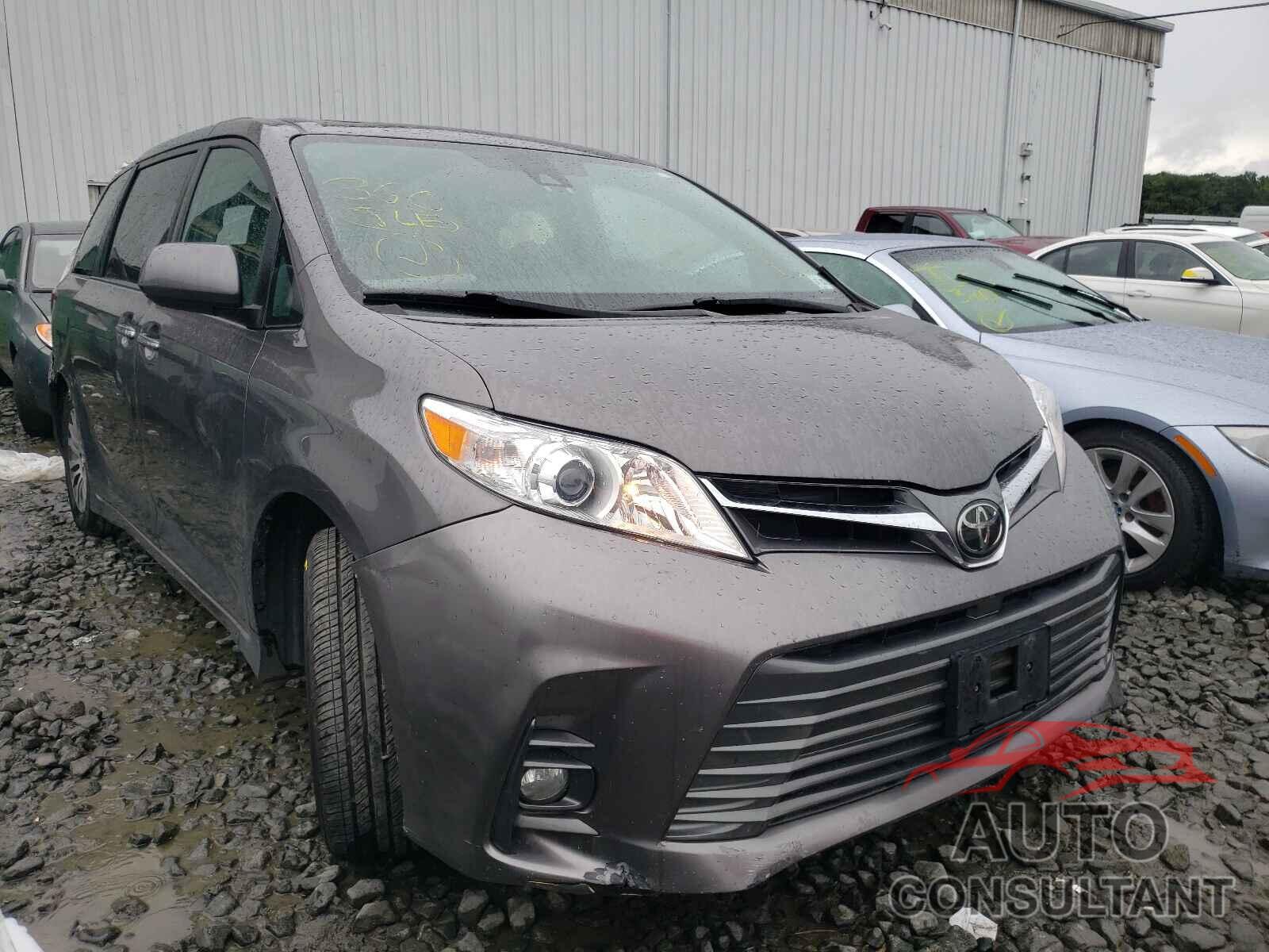 TOYOTA SIENNA 2018 - 5TDYZ3DC4JS918475