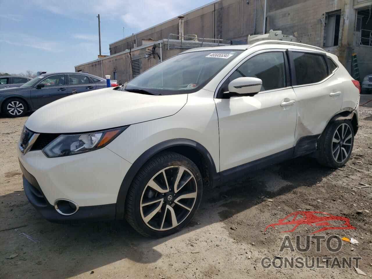 NISSAN ROGUE 2017 - JN1BJ1CR8HW119979