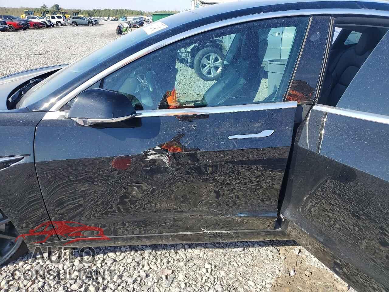 TESLA MODEL 3 2019 - 5YJ3E1EA1KF306621
