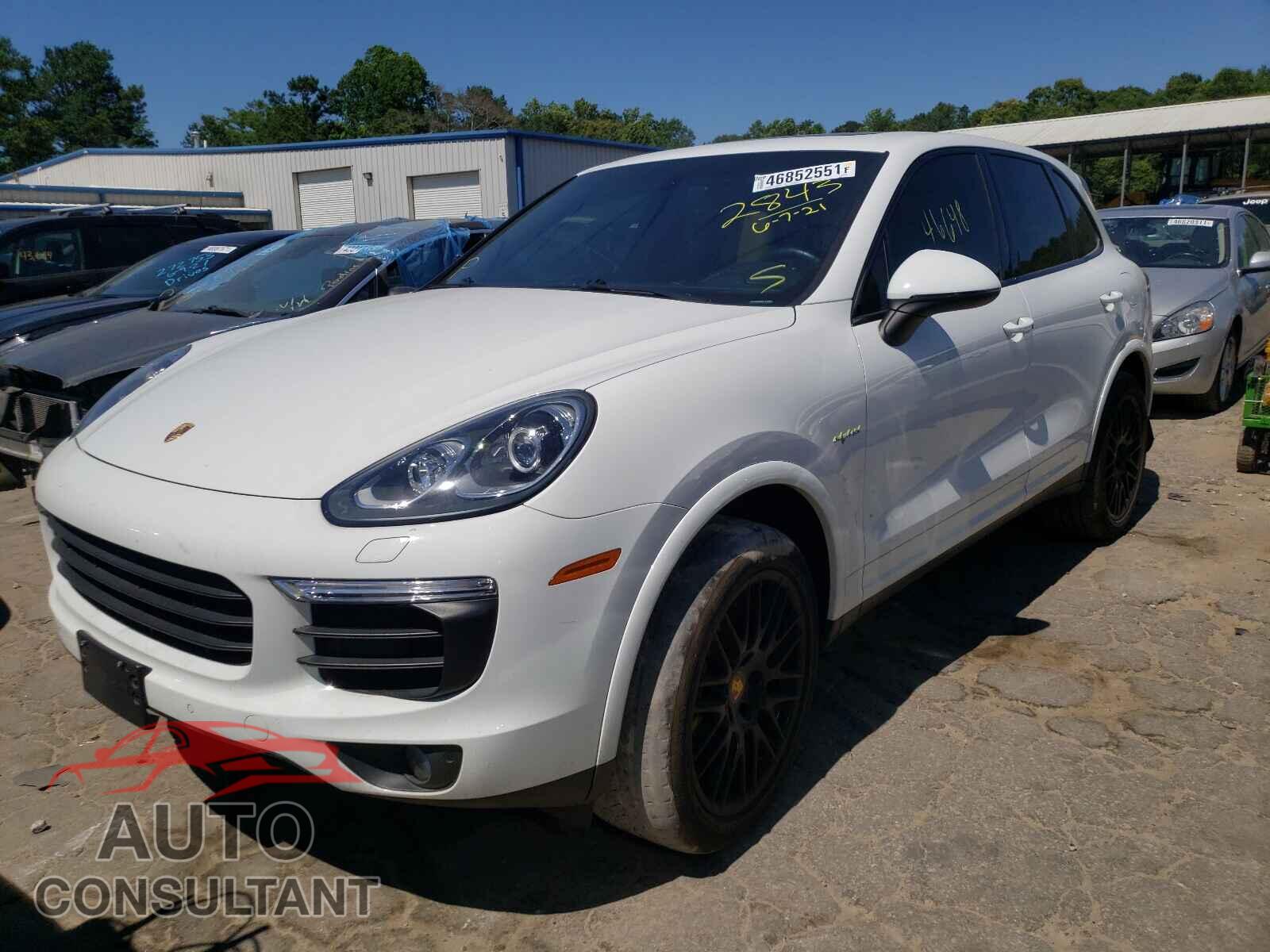PORSCHE CAYENNE 2017 - WP1AE2A29HLA72843