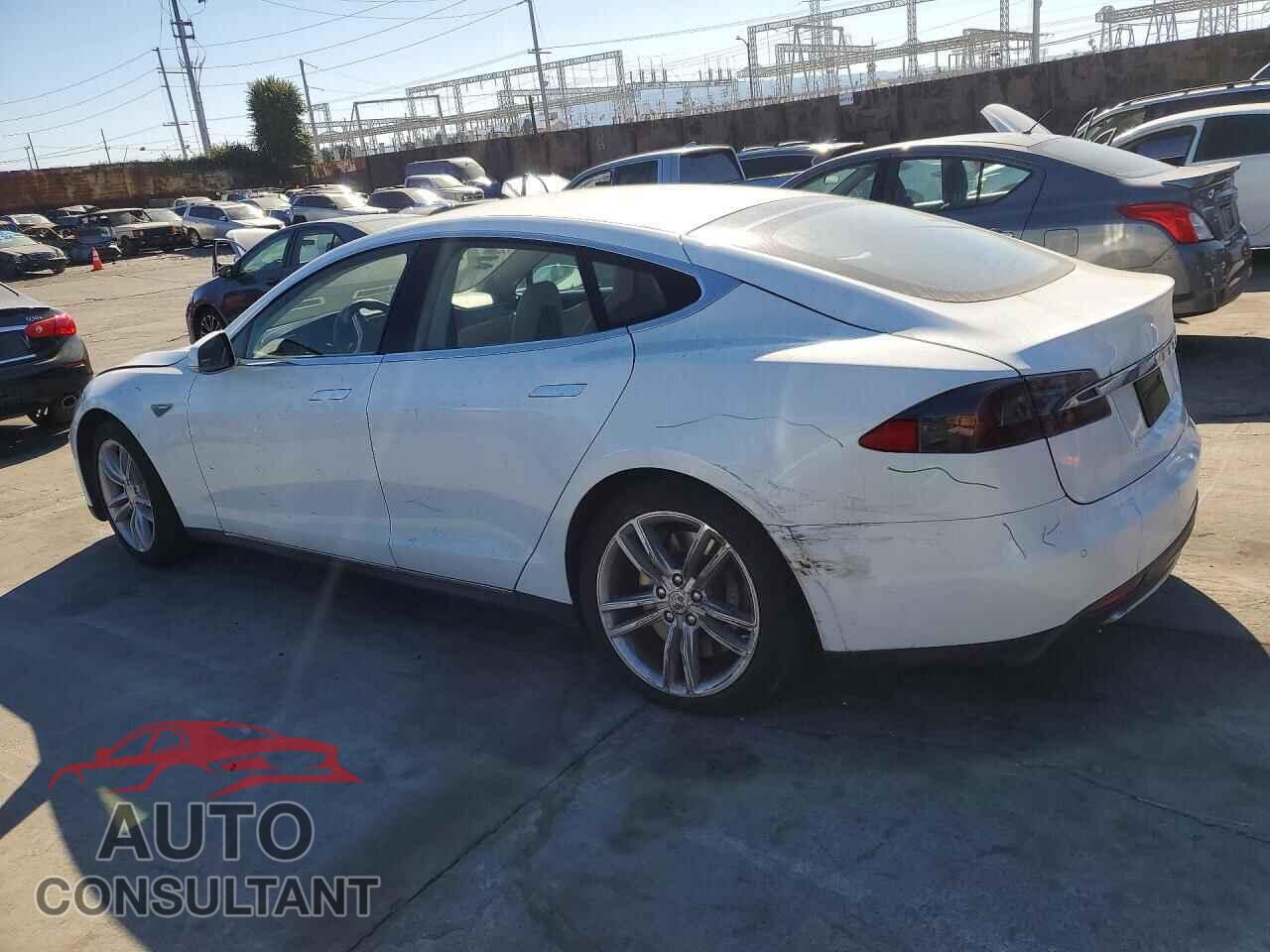 TESLA MODEL S 2014 - 5YJSA1H16EFP44882