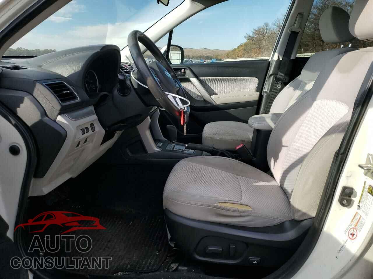 SUBARU FORESTER 2017 - JF2SJAEC3HH536261