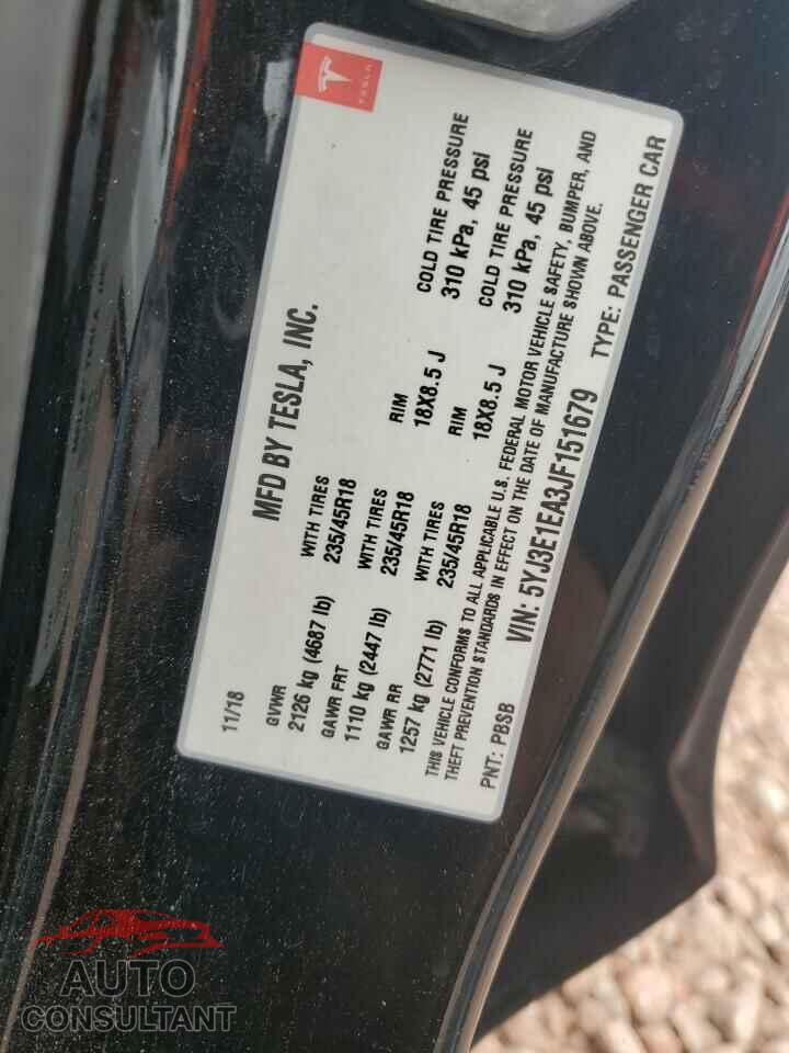 TESLA MODEL 3 2018 - 5YJ3E1EA3JF151679