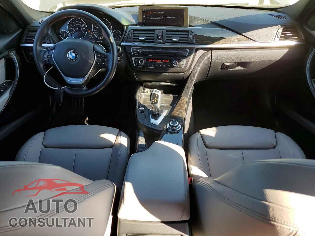 BMW 3 SERIES 2013 - WBA3C1C51DF435689