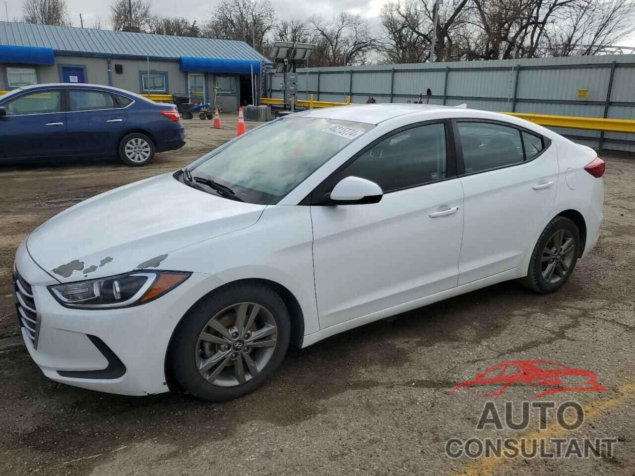 HYUNDAI ELANTRA 2018 - 5NPD84LF0JH241935