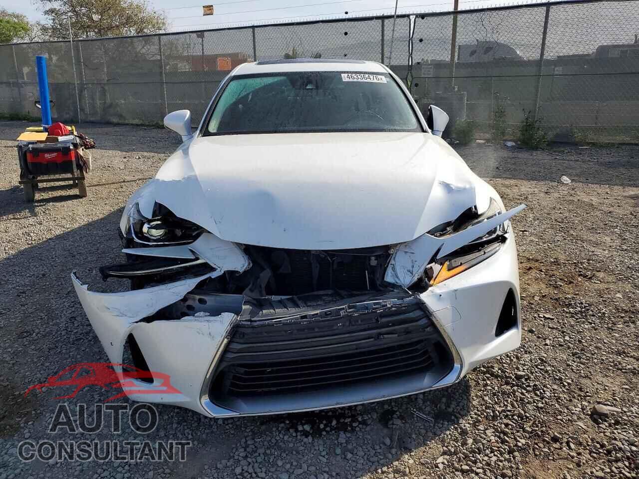 LEXUS IS 2017 - JTHBA1D29H5042137