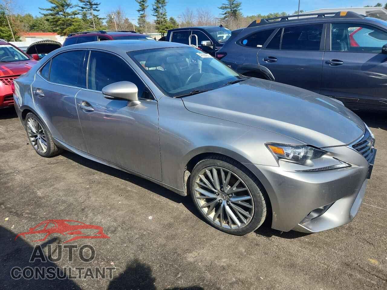 LEXUS IS 2015 - JTHCF1D28F5023873