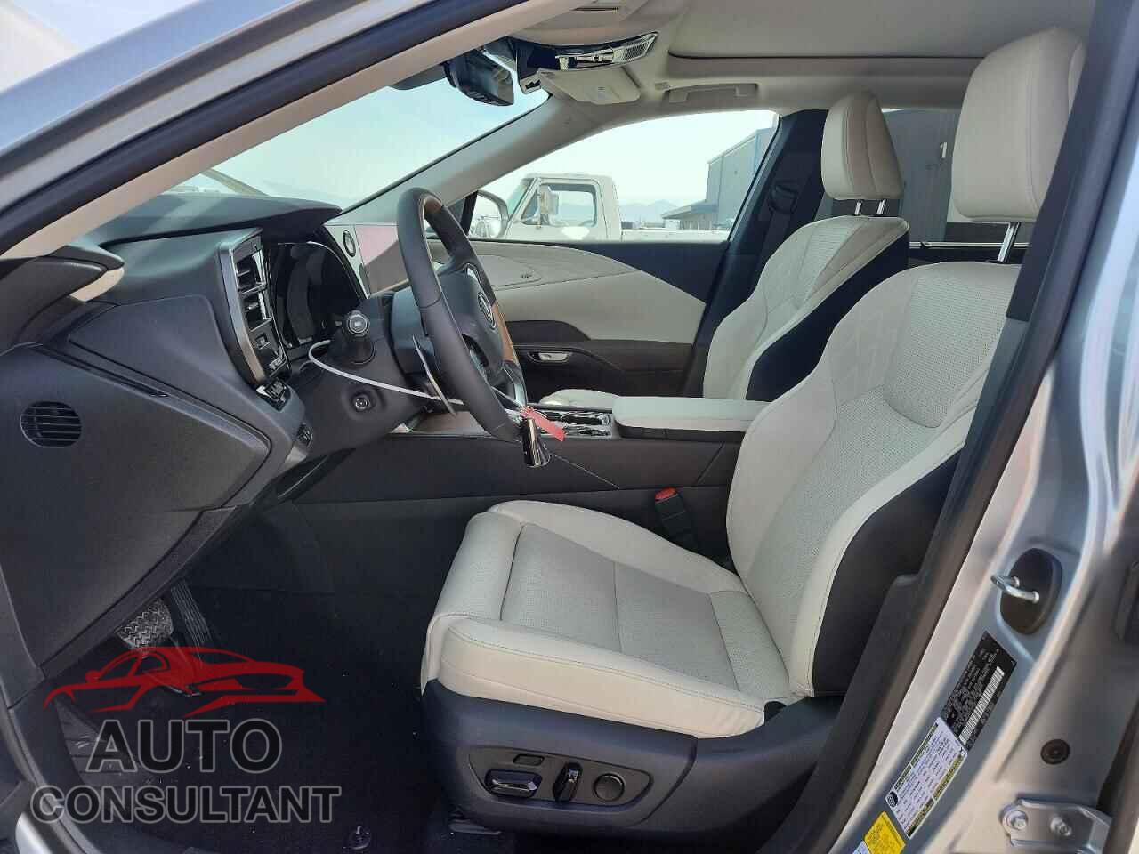 LEXUS UNKNOWN 2025 - 2T2BBMCA9SC104991