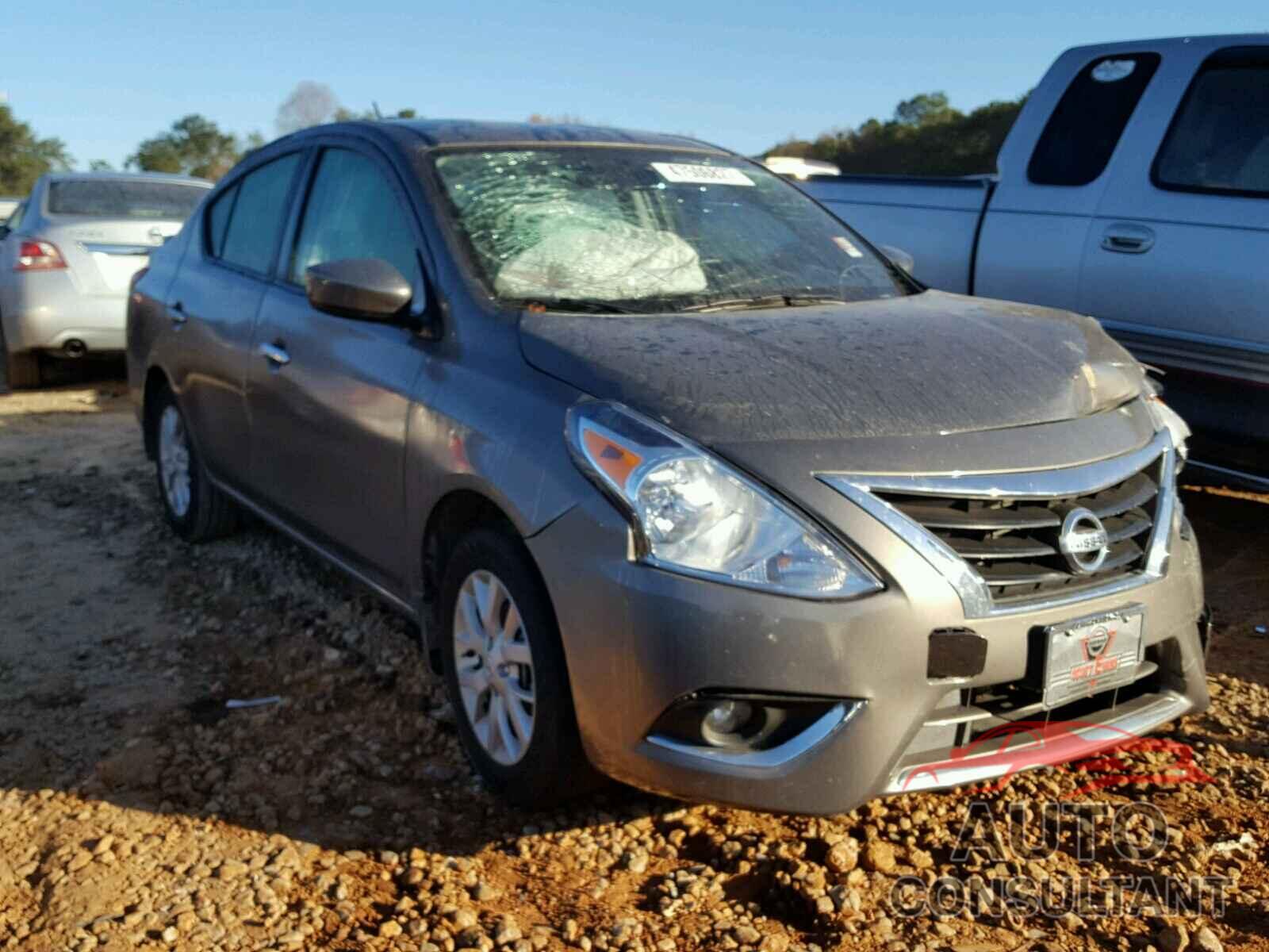 NISSAN VERSA 2017 - 3N1CN7AP4HL806508