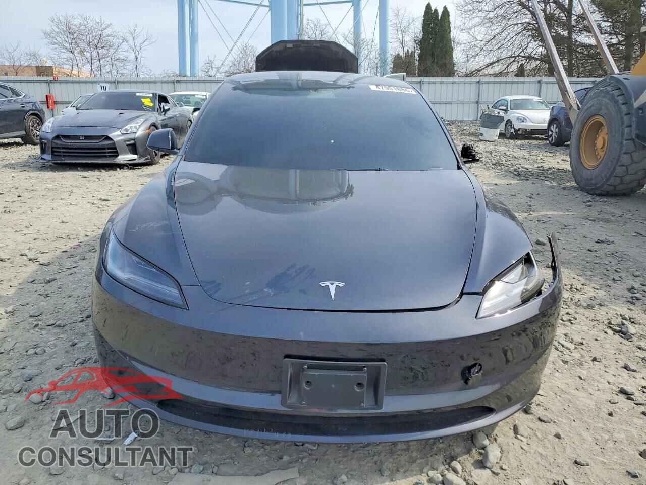 TESLA MODEL 3 2025 - 5YJ3E1EA0SF070575