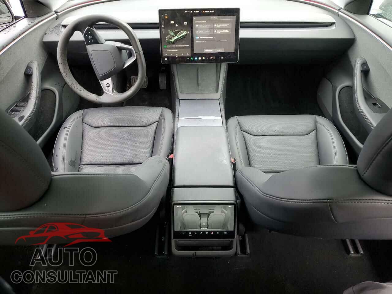 TESLA MODEL 3 2025 - 5YJ3E1EA4SF894630