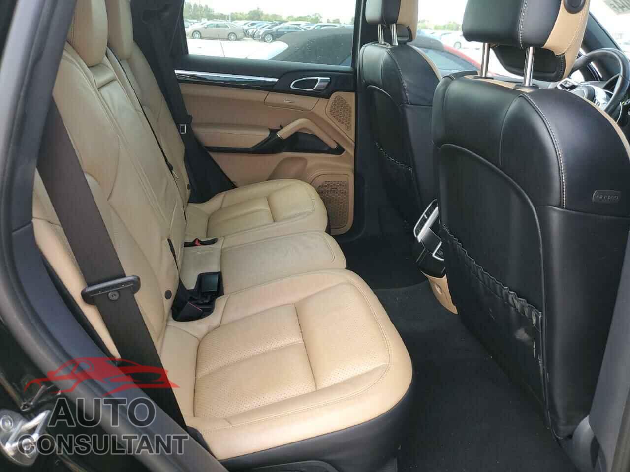 PORSCHE CAYENNE 2016 - WP1AE2A20GLA16112