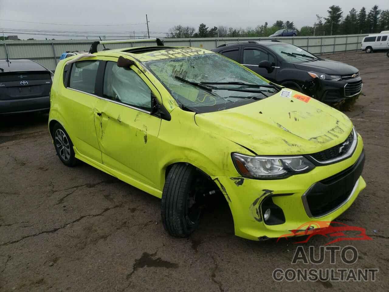 CHEVROLET SONIC 2019 - 1G1JD6SB2K4112457