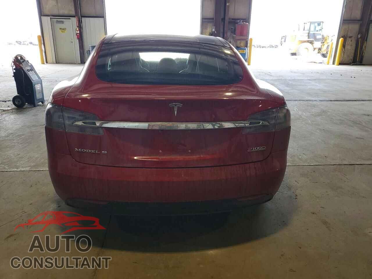 TESLA MODEL S 2018 - 5YJSA1E49JF240545