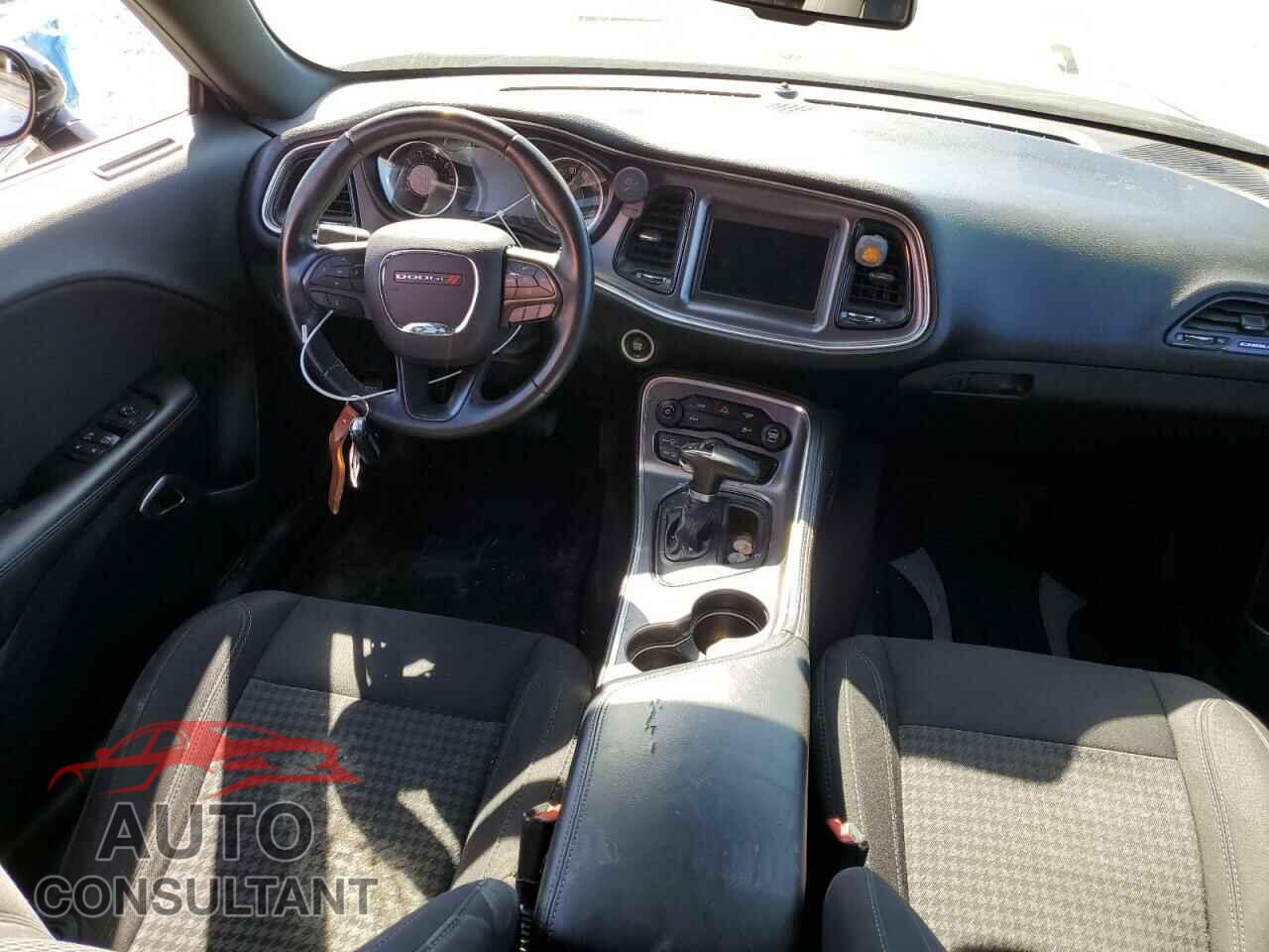 DODGE CHALLENGER 2018 - 2C3CDZAG8JH162011