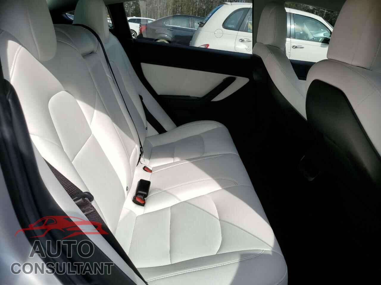 TESLA MODEL 3 2018 - 5YJ3E1EB6JF097285