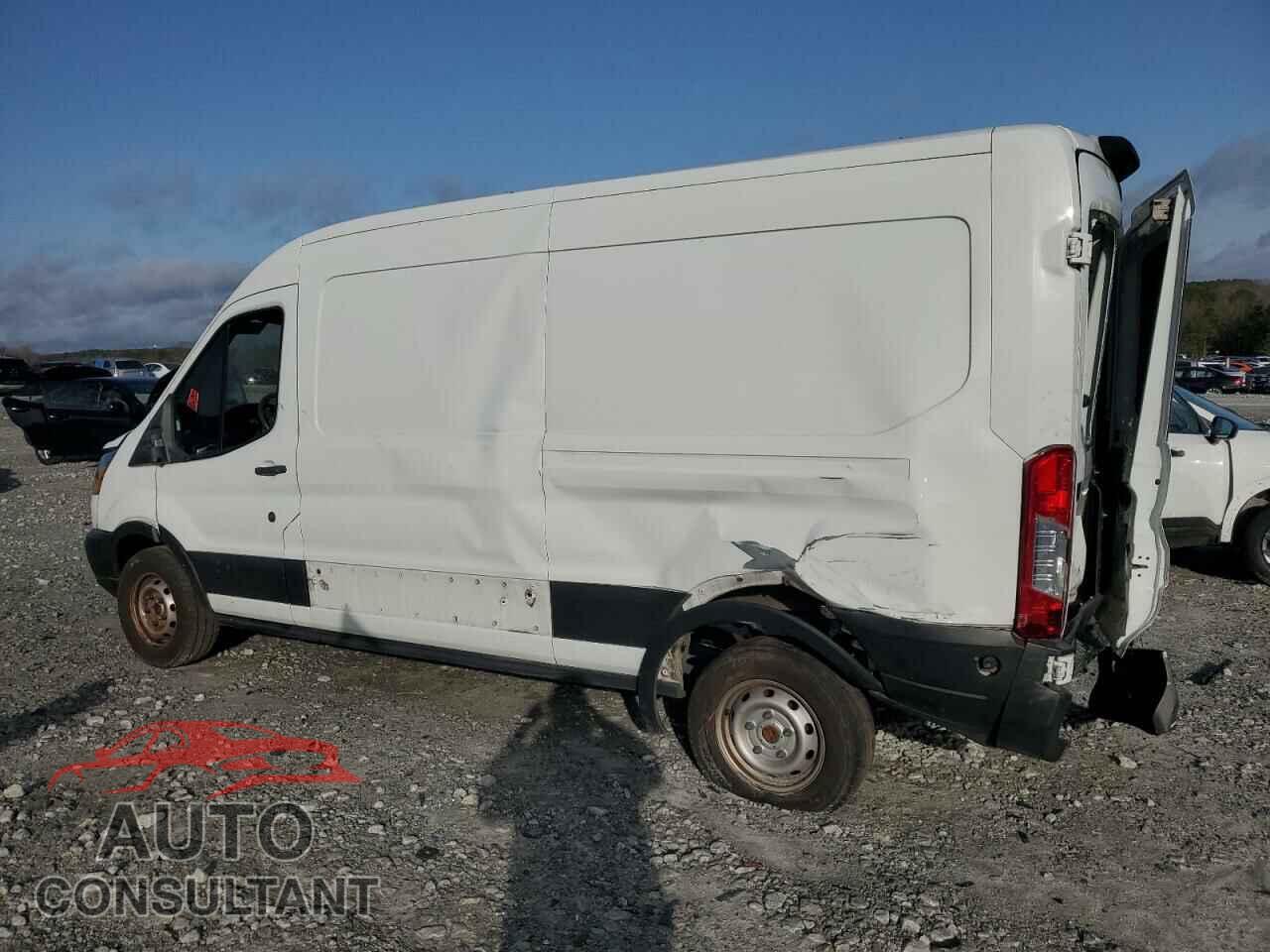 FORD TRANSIT 2019 - 1FTYR2CM5KKA00604