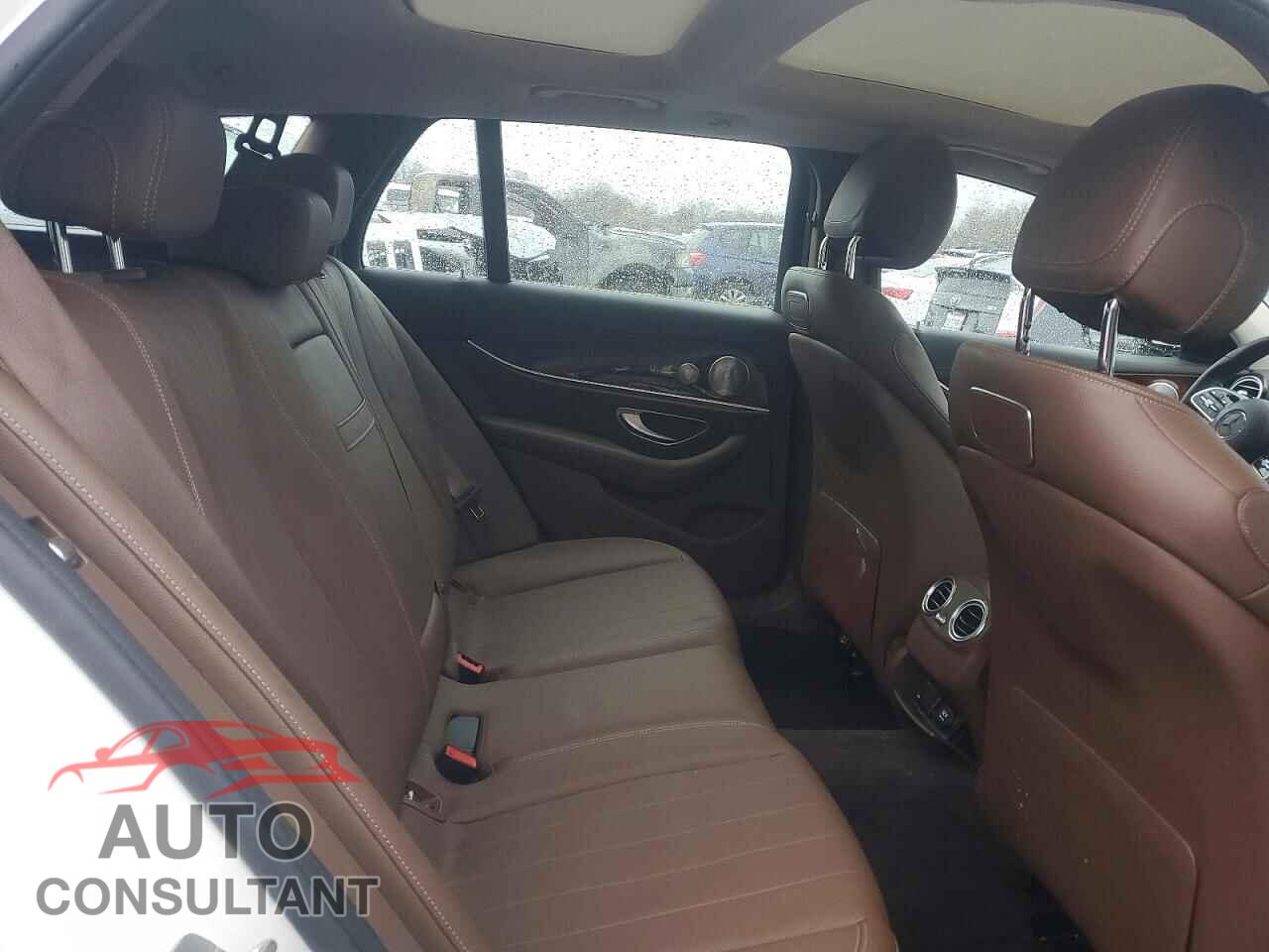 MERCEDES-BENZ E-CLASS 2019 - WDDZH6JB2KA525969