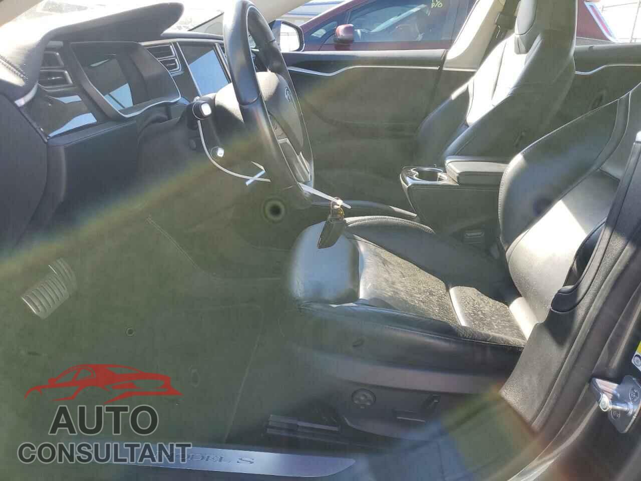 TESLA MODEL S 2015 - 5YJSA1E46FF116319