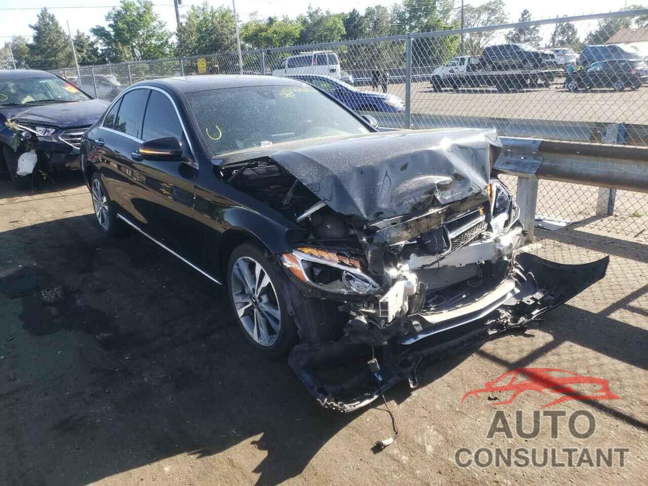 MERCEDES-BENZ C-CLASS 2018 - 55SWF4KB9JU282364