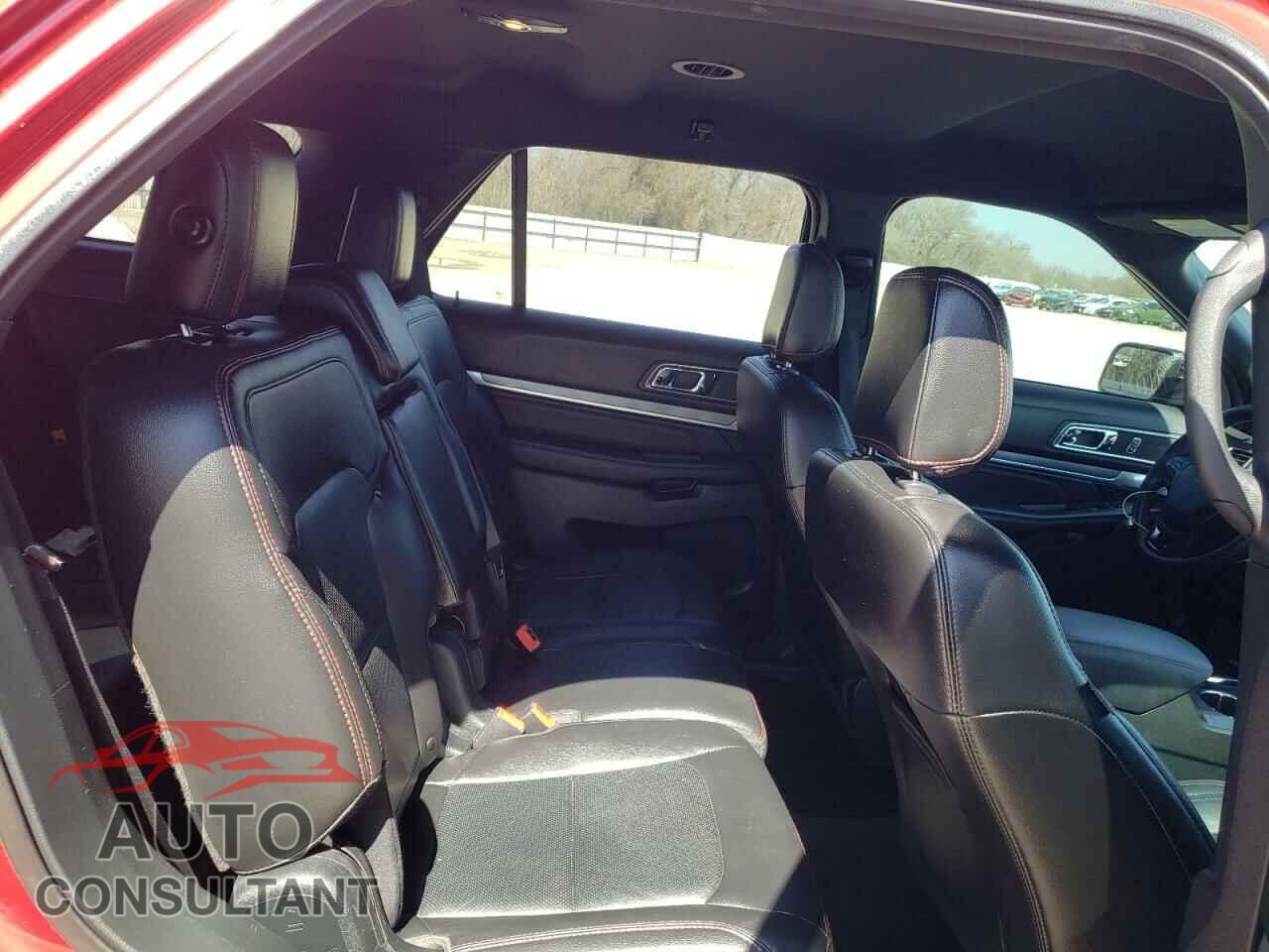 FORD EXPLORER 2018 - 1FM5K8GT2JGB55300