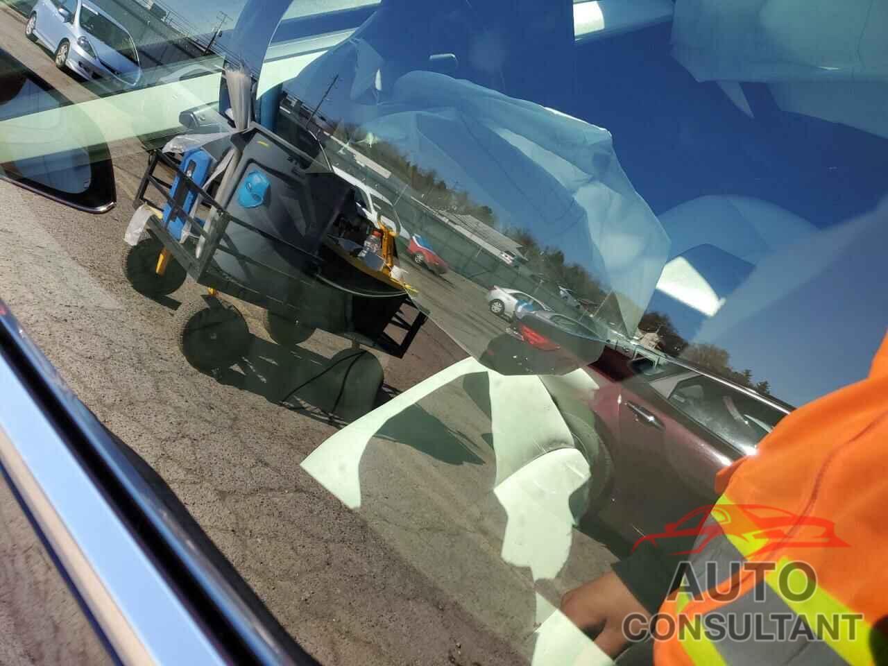 TESLA MODEL 3 2018 - 5YJ3E1EB7JF055708