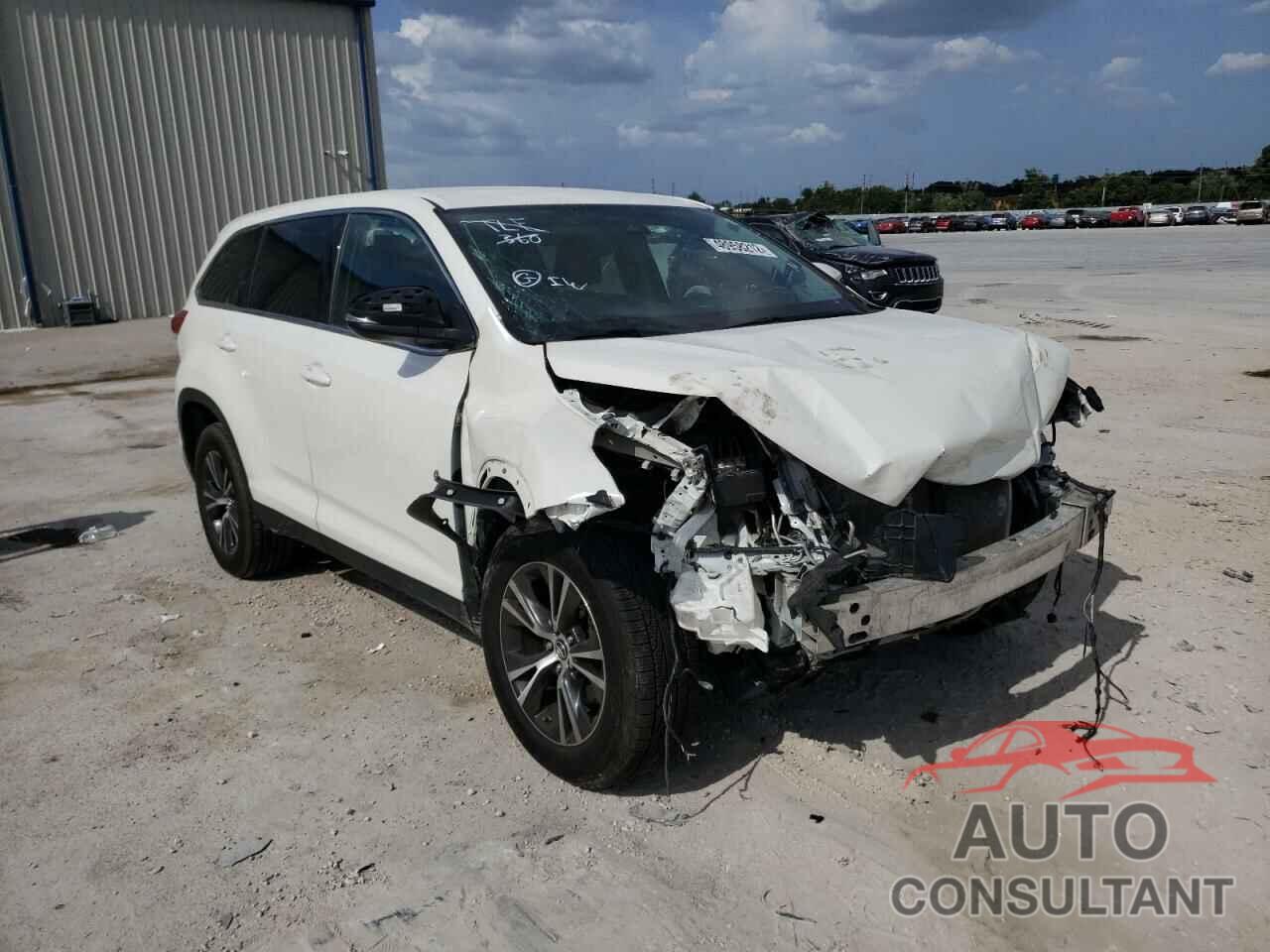 TOYOTA HIGHLANDER 2019 - 5TDZARFH9KS055102