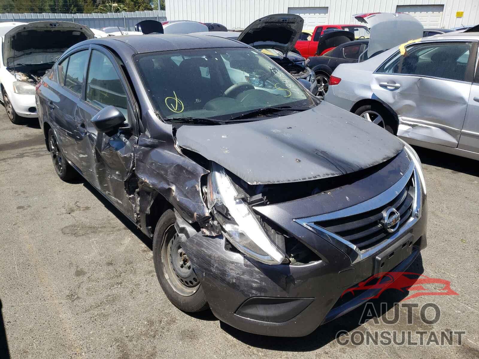 NISSAN VERSA 2017 - 3N1CN7AP7HL868596