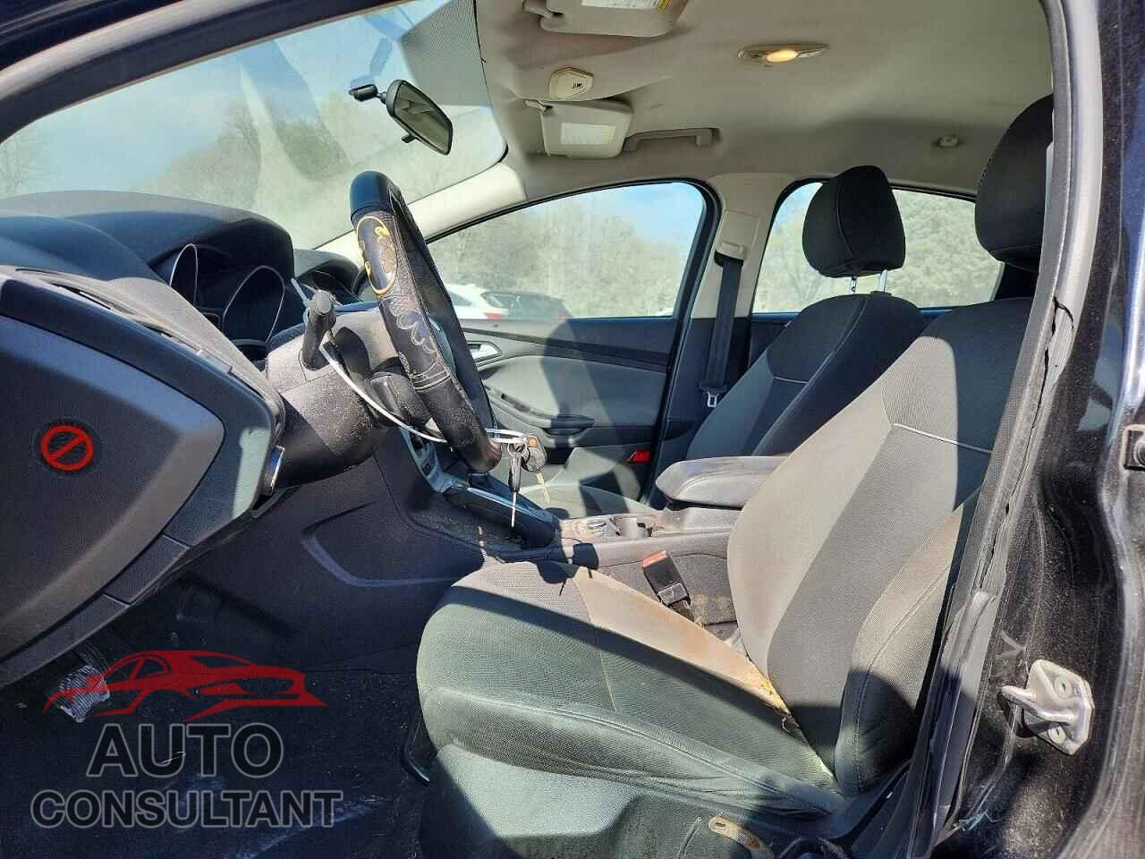 FORD FOCUS 2013 - 1FADP3F25DL243093