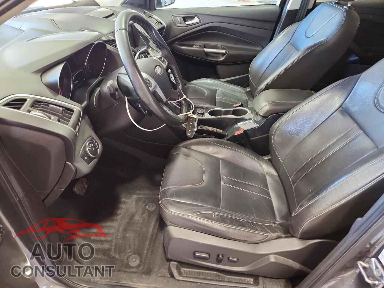 FORD ESCAPE 2013 - 1FMCU9J96DUD49726