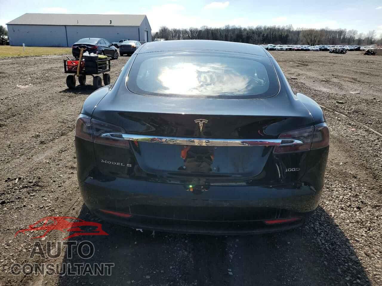 TESLA MODEL S 2018 - 5YJSA1E27JF241482